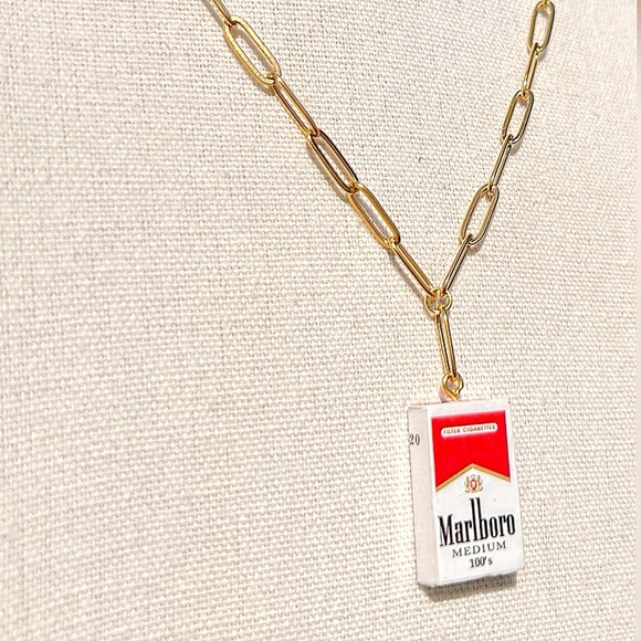 Cigarette Necklace - Picture 4 of 6